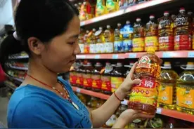 懂行人买油，不只看价格，认准包装“3行字”，买到健康放心油图片