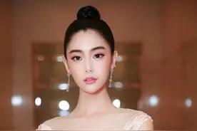 亚洲第一美女！魔鬼般身材“李成敏”图片