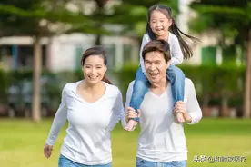 “再不听话，就不要你了”这种威胁式教育真能让孩子听话吗？图片