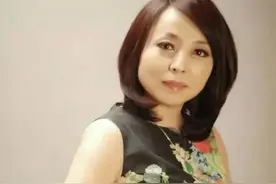 杨振宁牵手翁帆惹人羡，相差19岁的李巧林苏建军，又未尝不幸福？图片