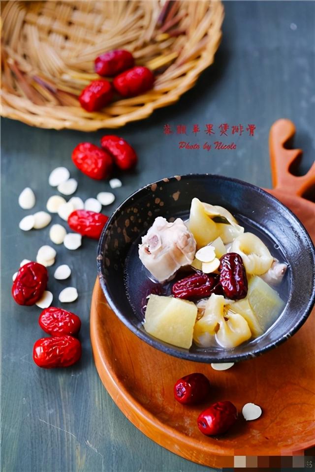 苹果瘦肉花胶汤功效 2026年苹果瘦肉花胶汤功效与禁忌