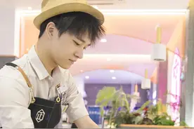 人均29元吃到爽！泉州超性价比牛排来了，排队挤爆东街图片