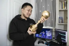 要做电竞姚明：一个非典型电竞选手的三十而立图片