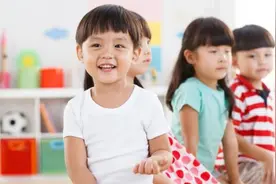 “别告诉你妈，吃完了再回去”：孩子会说谎，全靠大人“教”得好图片
