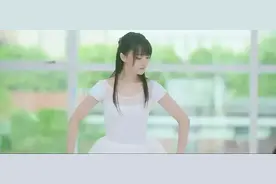 看到穿小白裙的郑爽，我又初恋了图片