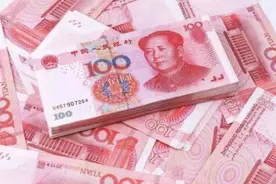回家过年千万不要显摆，除了父母，没人希望你过得比他好图片
