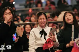 带病夺冠的一诺：感谢团队使自己成长图片