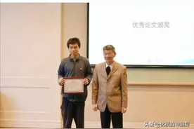 神回复：要是韦东奕参加高考，数学能不能得满分？评论区搞笑了图片