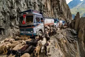 公路总里程世界第二，印度基建超越中国？不是所有的土路都叫公路图片