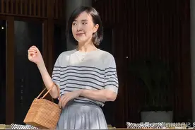 奔五的女人，不要把自己打扮得很廉价，这3种搭配最好不要有图片