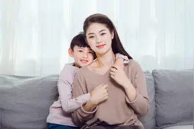 25岁单亲妈妈相亲，提出3个条件，男人都被吓跑了，要求高了吗图片