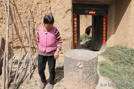 百年前的大户人家，大门口“青龙”盘踞，家里很多稀罕物叫不上名图片