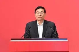 中央党校副校长李毅：学习“七一”重要讲话 以自我革命永葆百年大党青春活力图片