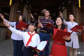新华全媒+｜重读红色经典特别篇：与我共读《祖国啊，我亲爱的祖国》图片