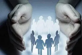 公司濒临倒闭，老板借钱给员工发工资，为何员工却纷纷离职？图片