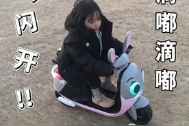 表情包：有一点点想你图片