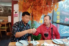 深彻怀念老院长 虎将宋时轮图片