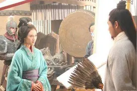黑脸黄发的黄月英那么丑，为什么诸葛亮还娶她为妻？图片