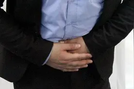 男性爱做哪些事情，容易使前列腺炎“上身”？50岁后就得注意图片