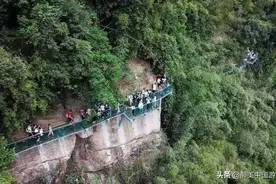 成都玻璃栈道景区有哪些？这里最具代表性，惊险刺激，有趣好玩图片