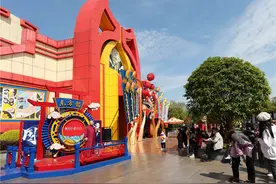 清明寻春好去处 方特出游欢乐多图片