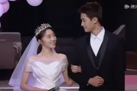 《演员请就位》张月那段舞让人惊艳，大长腿直角肩真的羡慕了图片