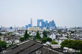 江苏首富身价1200亿，每天坐直升机上下班，网友：有钱真好？图片