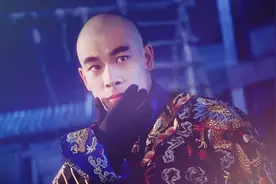 赵文卓翻红被骂“假正经”？张国荣：人太正直，不适合混迹娱乐圈图片