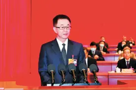 “火线”赴任石家庄的马宇骏，当选市长图片