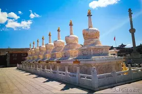 大昭释迦八塔（呼和浩特大昭寺）图片