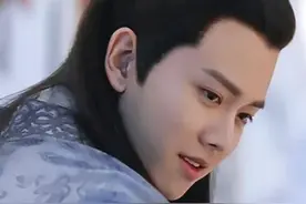 知道任嘉伦为什么从不晒妻子的照片吗？当看清颜值后，瞬间明白图片