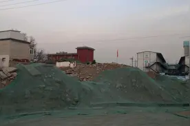 城中村农民拆迁后的生活图片
