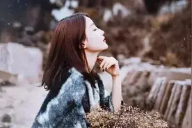 法国电影《为情所困》讲述一个真实的故事，一部非常感性的电影图片