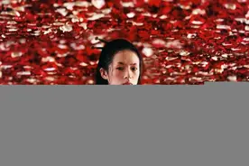 《夜宴》是冯小刚执导，葛优、章子怡主演的电影，但它却属于港片图片