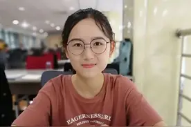 湖北化学女学霸：获多项奖学金，专业第一保研中科大，关键长相超甜美！图片