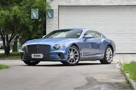 顶级豪华大V8，原装进口旗舰豪华的跑车，实拍宾利欧陆图片