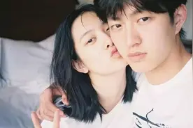 “丑模”雎晓雯恋情曝光？与男模车内热吻，男方前女友各个是女神图片