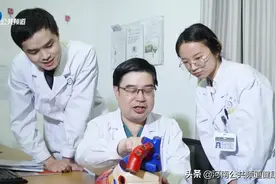 报道 | 郑大一附院心血管内科张金盈教授团队 成功为75岁的病态窦房结综合征患者实施无导线起搏器植入术图片