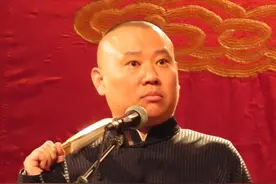 冯小刚：4字评价“郭德纲”卖票原因，捧臭脚VS硬道理，你认可吗图片