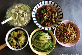 东莞一家五口晚餐，4菜1汤花费不足30元，好吃又经济，光盘不浪费图片