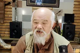 老戏骨李琦66岁独过小年，身边不见妻儿，生病住院仅徒儿探望？图片