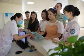 八一不只属于军人！武警四川总队巴中支队关爱军嫂，送上“三重大礼包”图片