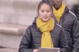 一战终战百周年纪念仪式：女孩在凯旋门用中文朗读中国劳工信件视频封面