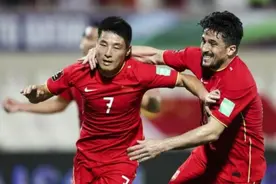 12强赛：武磊破门&洛国富表现抢眼，国足1比1憾平阿曼图片