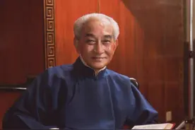 南怀瑾是“大师”还是“骗子”？北大教授：文盲村夫才读他的书图片