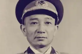 开国将帅（141）中将孙继先图片
