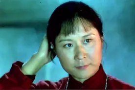 《闪闪的红星》冬子妈，李雪红《他在特区》与老公演夫妻同片飙戏图片