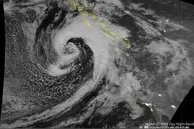 超级低涡逼近北美，加州或迎历史性风雨！分析：警惕全球效应图片