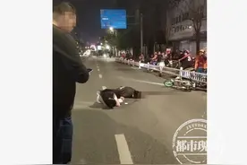 事发南昌！1死1伤！2小伙合骑共享电单车，斑马线上被撞图片