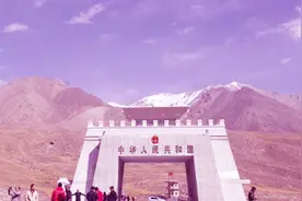 邻国和中国容易让人遗漏的边境省份，甘肃飞地马鬃山镇和国外接壤图片